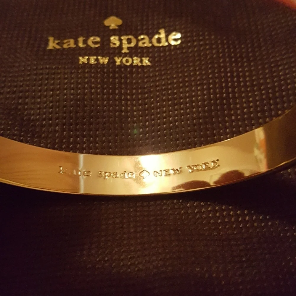 Original Kate Spade pink enamel bangle - Picture 3 of 3